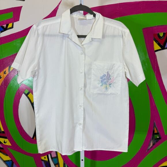 Jantzen Tops - Jantzen, Vintage White Button-Up Shirt with Floral Pocket. Similar to size Large